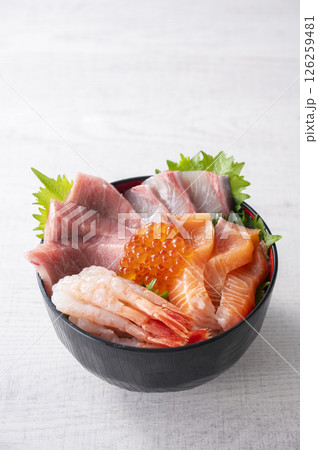 海鮮丼 126259481