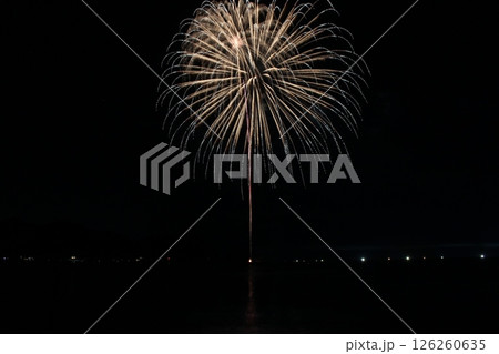 香住花火大会　日本海　海上花火大会　【兵庫県】 126260635