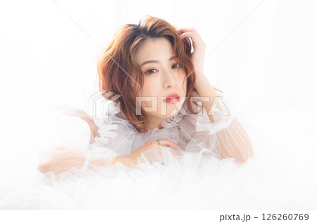 若い女性 126260769