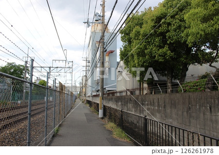 JR線路 踏切 福知山線 伊丹 【兵庫県】 JR線路 踏切 福知山線 伊丹 【兵庫県】 126261978