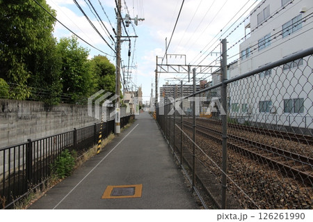 JR線路 踏切 福知山線 伊丹 【兵庫県】 JR線路 踏切 福知山線 伊丹 【兵庫県】 126261990