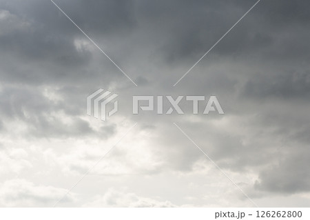 【自然・風景素材】雲空 曇天  雨雲 126262800