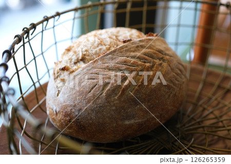 Wire Basket of Bread with Clipping Path 126265359