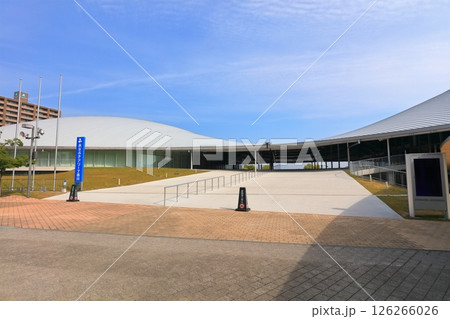 【香川県】サンポート高松に新設された(あなぶきアリーナ香川)新香川県立体育館 【香川県】サンポート高松に新設された(あなぶきアリーナ香川)新香川県立体育館 126266026