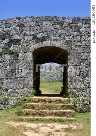 座喜味城跡・二の郭(沖縄県・読谷村) 座喜味城跡・二の郭(沖縄県・読谷村) 126266985