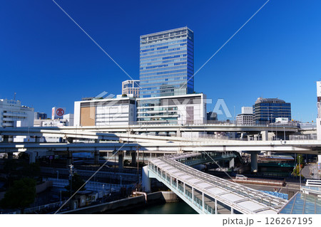 横浜駅東口周辺の風景 横浜駅東口周辺の風景 126267195
