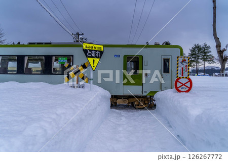 時間よ止まれ～冬の踏切～ 126267772