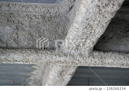 鉄骨の耐火被覆　イメージ 126268334