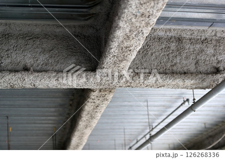 鉄骨の耐火被覆　イメージ 126268336