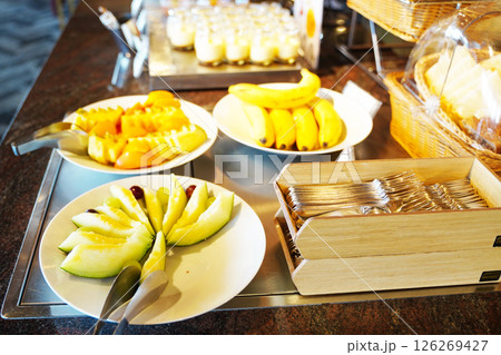 朝食バイキング　ホテル 126269427