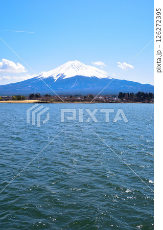河口湖湖上より　富士山 126272395