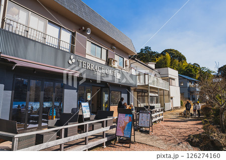 伊東市の一碧湖周辺の風景(静岡県) 126274160
