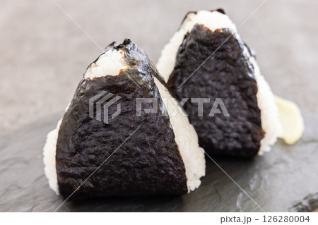 おにぎり おにぎり 126280004