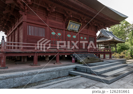 関東八ヶ檀林一つと言われる春の曜光山月山寺観音堂 126281661