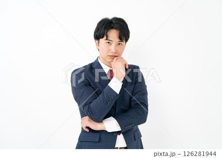 ビジネスマン 企む ビジネスマン 企む 126281944