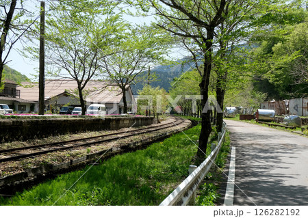 岐阜県郡上市_北濃駅西側風景1_2025年5月 岐阜県郡上市_北濃駅西側風景1_2025年5月 126282192