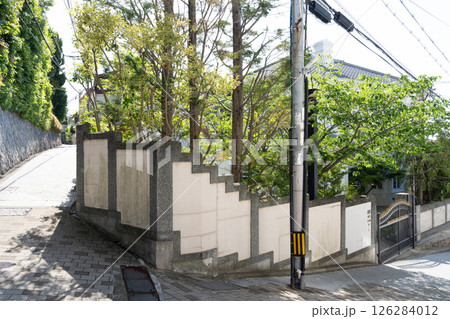 【重要伝統的建造物群保存地区】北野町山本通 坂道と旧レイン邸 兵庫県神戸市中央区 【重要伝統的建造物群保存地区】北野町山本通 坂道と旧レイン邸 兵庫県神戸市中央区 126284012