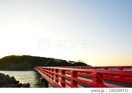 東尋坊　雄島（福井県） 126284731