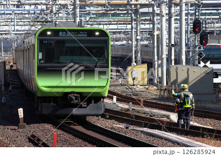 山手線の保線作業風景 126285924