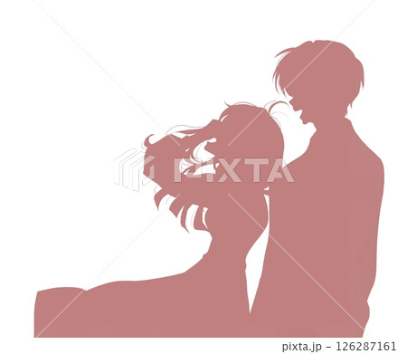隣り合って笑う男女　髪を押さえる　シルエット 126287161