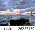 明石大橋と明石海峡 126287330