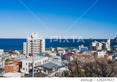 伊東市の街並み(静岡県) 126287627