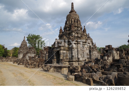 インドネシア　世界遺産プランバナン寺院群 126289852