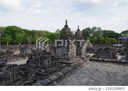 インドネシア　世界遺産プランバナン寺院群 126289863
