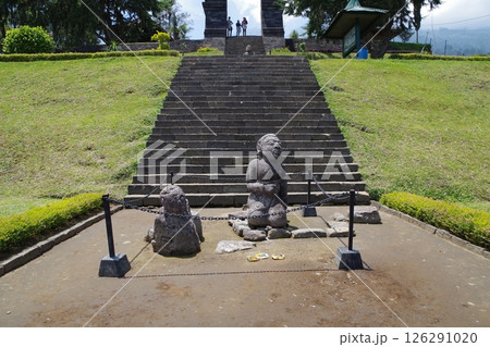 インドネシア チュト寺院 インドネシア チュト寺院 126291020