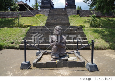 インドネシア　チュト寺院 126291021