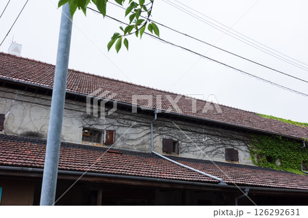 日本の香川県の古くてとても美しい建物 日本の香川県の古くてとても美しい建物 126292631