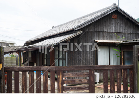 日本の香川県の古くてとても美しい建物 日本の香川県の古くてとても美しい建物 126292636