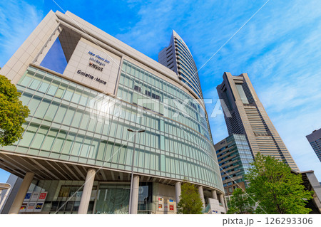 神奈川県 横浜市 桜木町駅前広場からの都市風景 コレットマーレ 神奈川県 横浜市 桜木町駅前広場からの都市風景 コレットマーレ 126293306