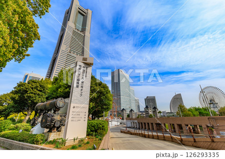 神奈川県 横浜市 みなとみらいの都市風景 横浜ランドマークタワー 神奈川県 横浜市 みなとみらいの都市風景 横浜ランドマークタワー 126293335