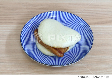 角煮饅頭(長崎名物) 角煮饅頭(長崎名物) 126293856