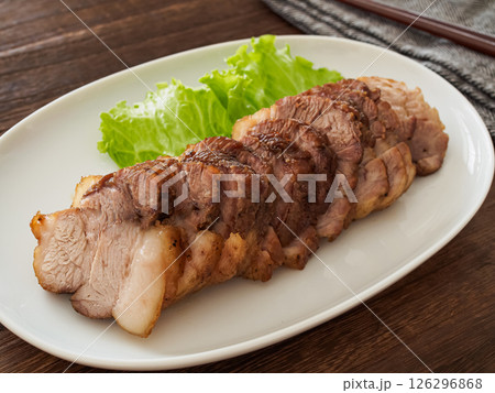 手作りのチャーシュー 126296868