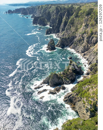 空撮「岩手県」ドローンで岩手県北山崎の断崖絶壁を撮影 田野畑村 空撮「岩手県」ドローンで岩手県北山崎の断崖絶壁を撮影 田野畑村 126297209