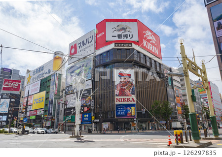 札幌すすきの交差点の景観 札幌すすきの交差点の景観 126297835