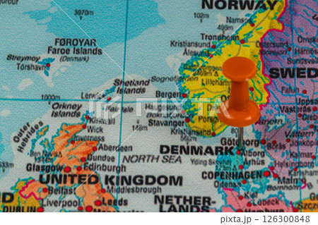 Map highlighting Denmark with an orange pushpin near Sweden Map highlighting Denmark with an orange pushpin near Sweden 126300848