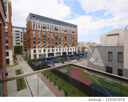 A Modern Residential Complex with Lush Outdoor Spaces to Enhance Urban Living and Comfort A Modern Residential Complex with Lush Outdoor Spaces to Enhance Urban Living and Comfort 126301059