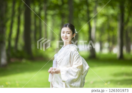 白無垢を着た花嫁 126301973