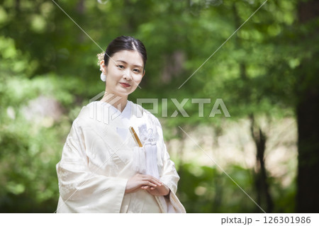 白無垢を着た花嫁 126301986