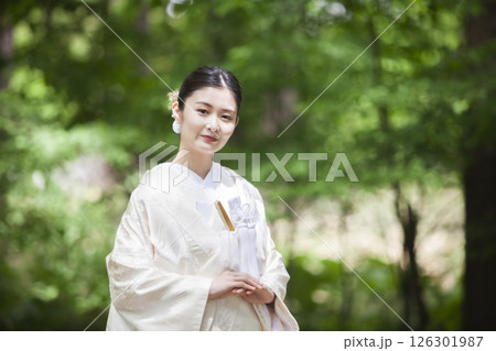 白無垢を着た花嫁 126301987