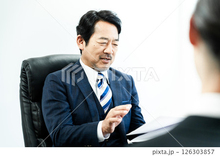 経営者 経営者 126303857