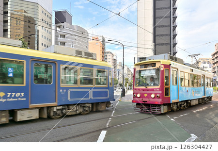 鉄道 路面電車:都電荒川線 7700形 (7707号・7703号) 鉄道 路面電車:都電荒川線 7700形 (7707号・7703号) 126304427