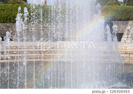 噴水と虹 噴水と虹 126308483