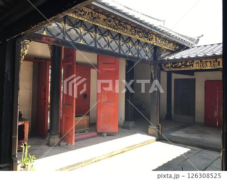 中華義荘 地蔵王廟 中華義荘 地蔵王廟 126308525