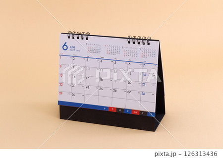 卓上カレンダー 126313436
