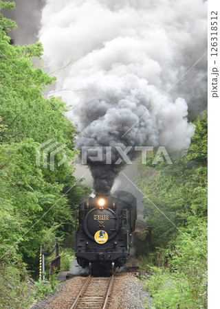 SLやまぐち号　JR山口線　上り「篠直」を爆走 126318512