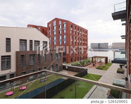 Modern and Contemporary Urban Housing that Features an Impressive and Scenic Waterfront View 126320001